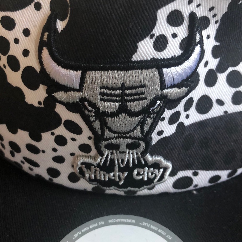 Chicago Bulls New Era Five Panel Cap Black White